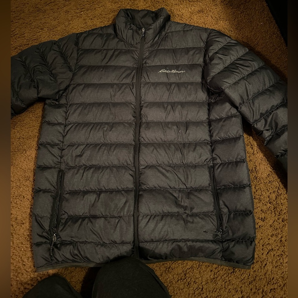 Eddie Bauer Puffer Jacket Size : Large Tall